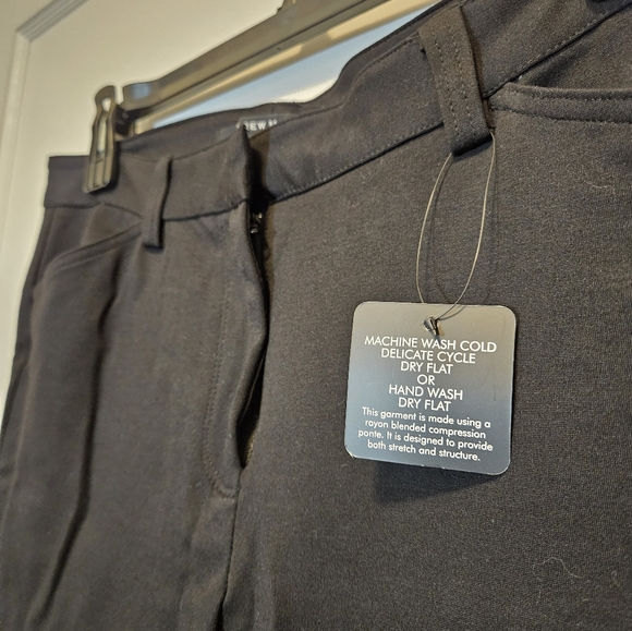 NWT Andrew Marc black slacks - Picture 2 of 5